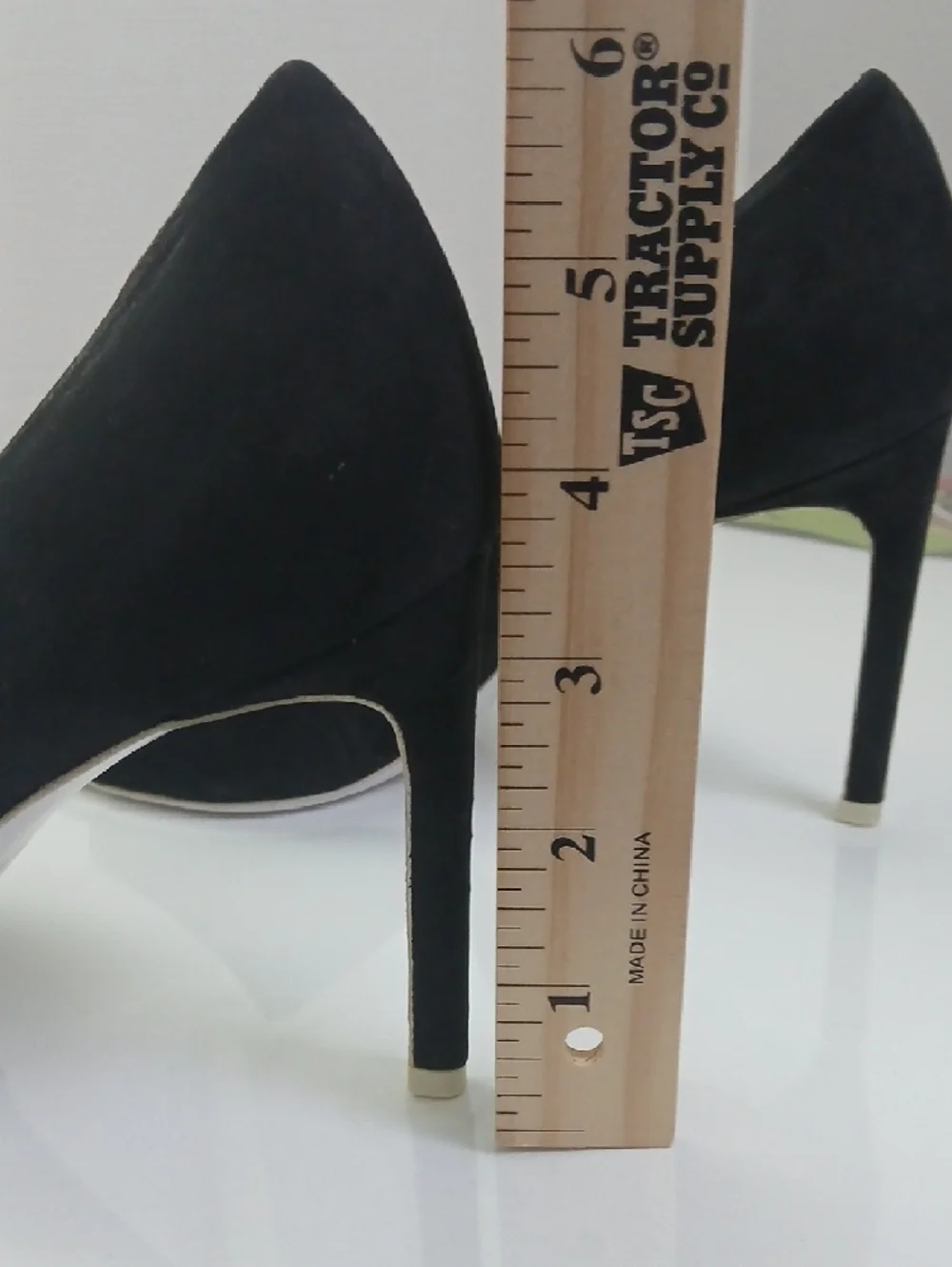 Vince Saffron Black Nubuck‎ Suede Sexy Versatile Peep-Toe d'Orsay Heels Size 8